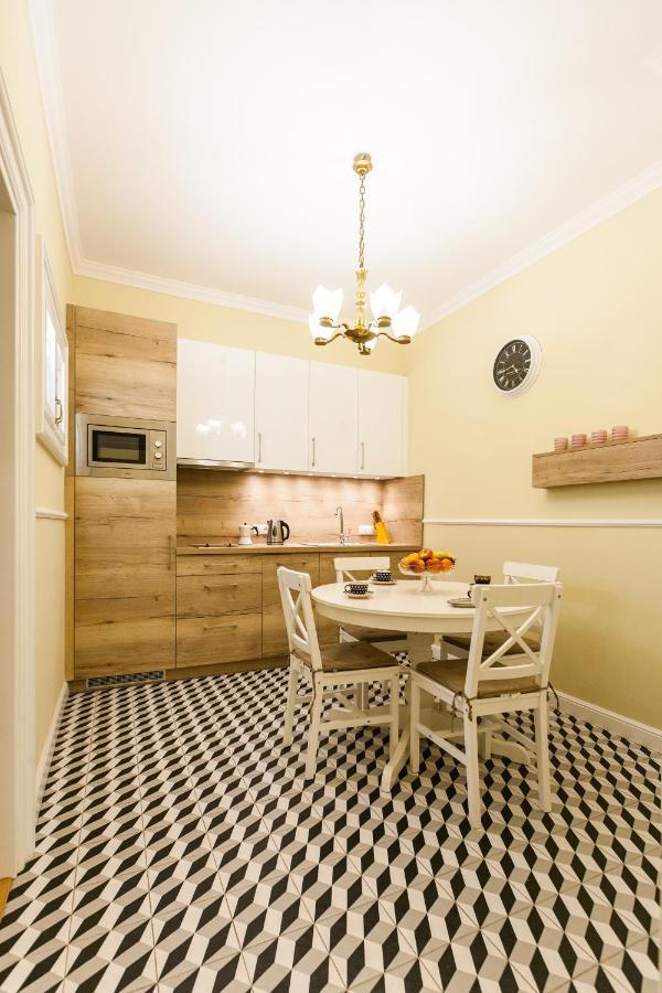 Vintage Poselska Apartment Краков Экстерьер фото